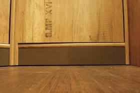 Шкаф для белья «Пилигрим» (Дуб Каньон светлый, Фон серый) в Таврическом - tavricheskoe.katalogmebeli.com | фото 7